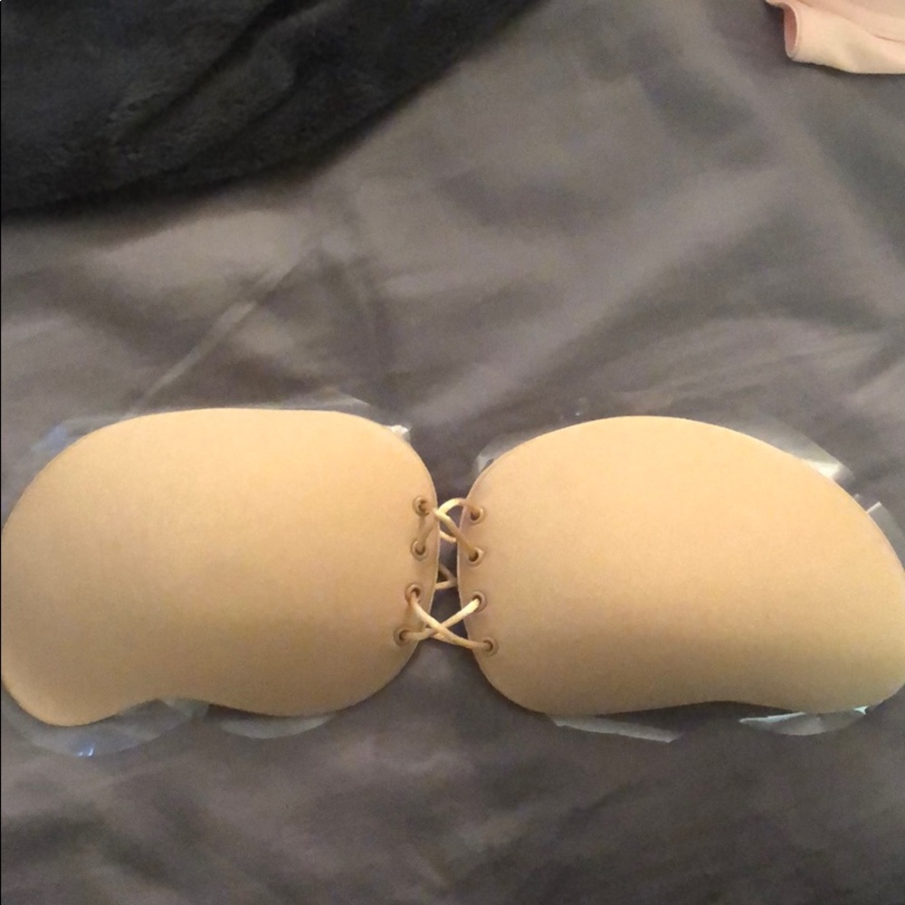 Lace up strapless/backless bra - Picture 2 of 4